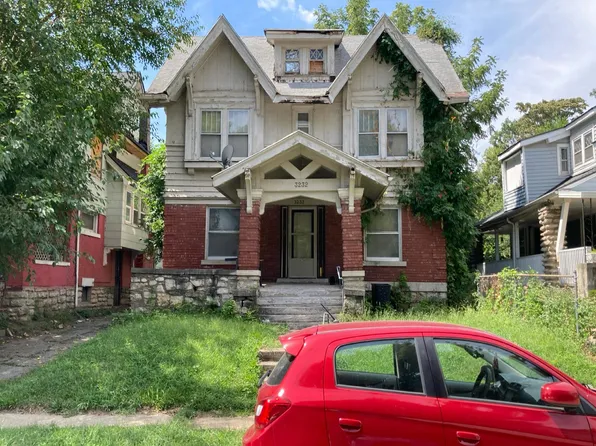3232 Wabash Ave, Kansas City, MO 64109