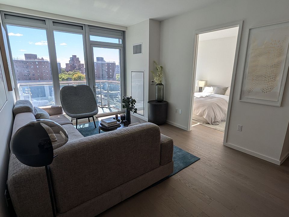 1st image of 133-27 39th Ave Penthouse J