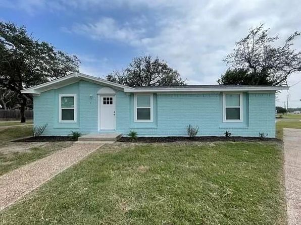1300 N Live Oak St #8