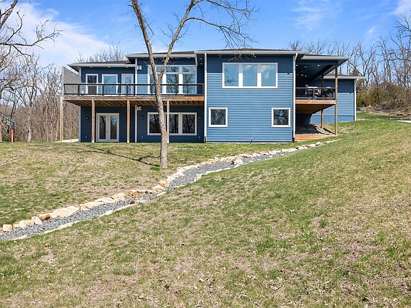 3rd image of 35837 Red Pine Ct