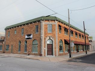 123 W Defee Ave, Baytown, TX 77520