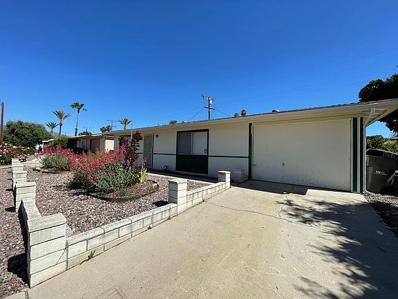 3rd image of 43353 Acacia Ave