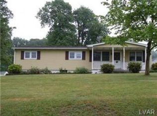 7161 McFettridge Ln, Coopersburg, PA 18036