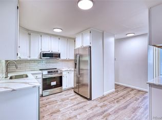 610 S Alton Way APT 2B, Denver, CO 80247