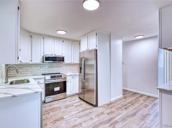 610 S Alton Way APT 2B, Denver, CO 80247
