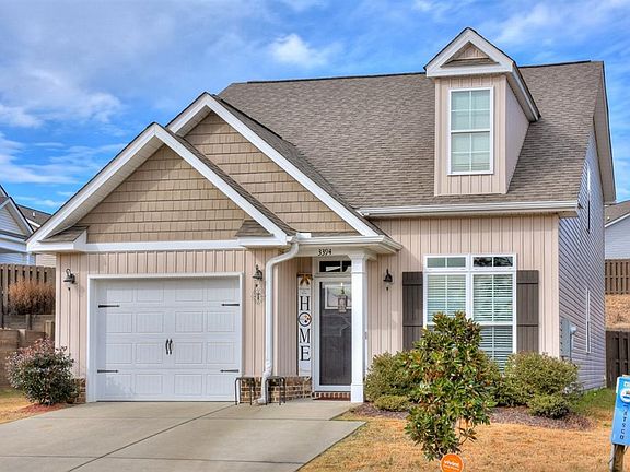 3rd image of 339 Greymoor Cir
