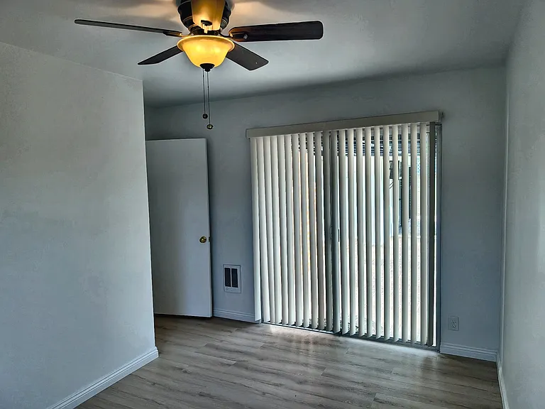 12671 Jerome Ln — Photo 12
