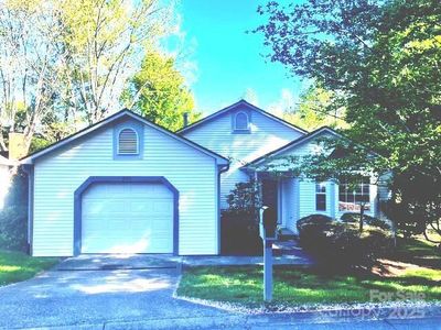 209 Hampton Ct, Hendersonville, NC, 28791
