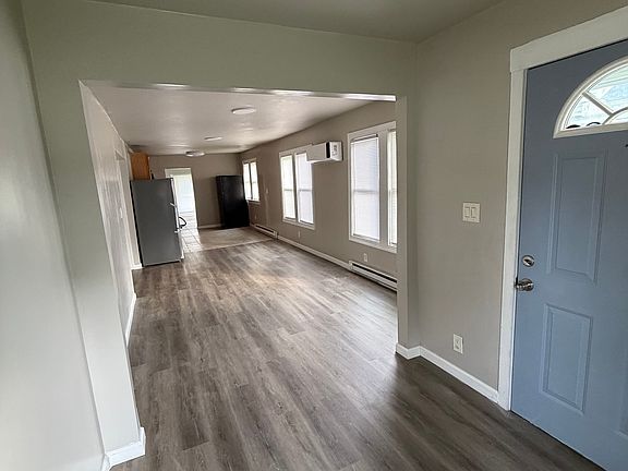4th image of 1210 Lincoln Ave #A