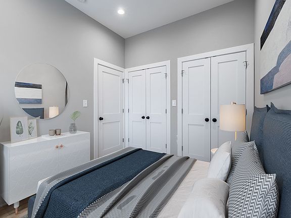 3rd image of 1838 W Grand Ave #2F