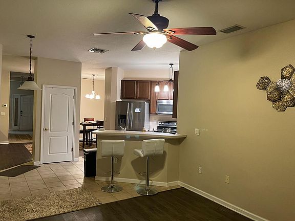 5th image of 465 Peter Pan Blvd #2