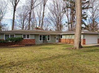 7984 Brentwood Rd, Mentor, OH 44060