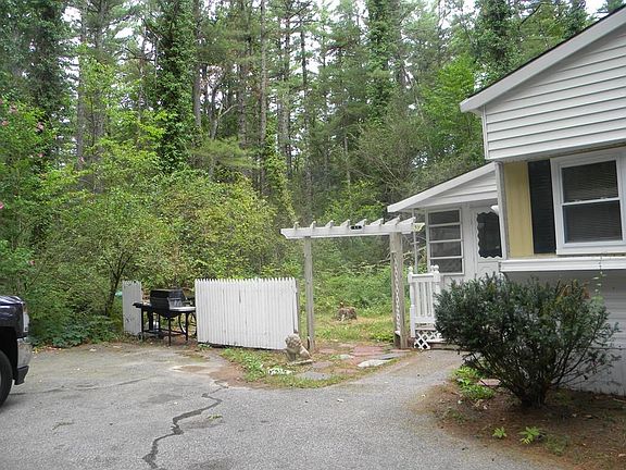 2nd image of 64 Maplewood Dr
