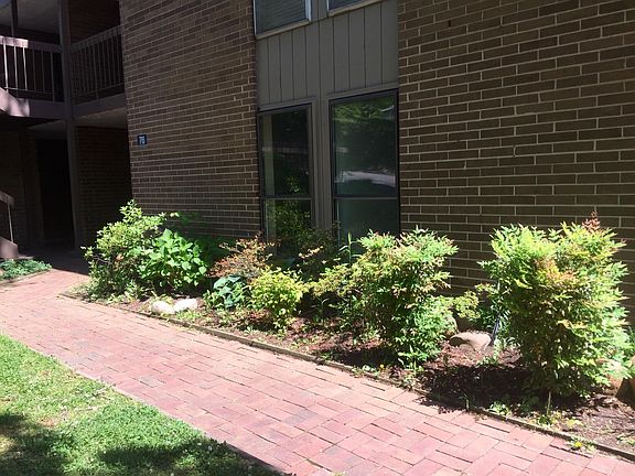 3rd image of 76 Madrid Ct #76