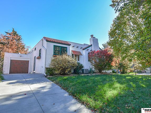 4th image of 2602 Woodsdale Blvd
