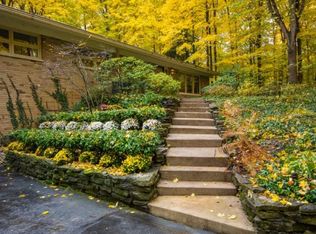 22605 Ireland Rd, South Bend, IN 46614