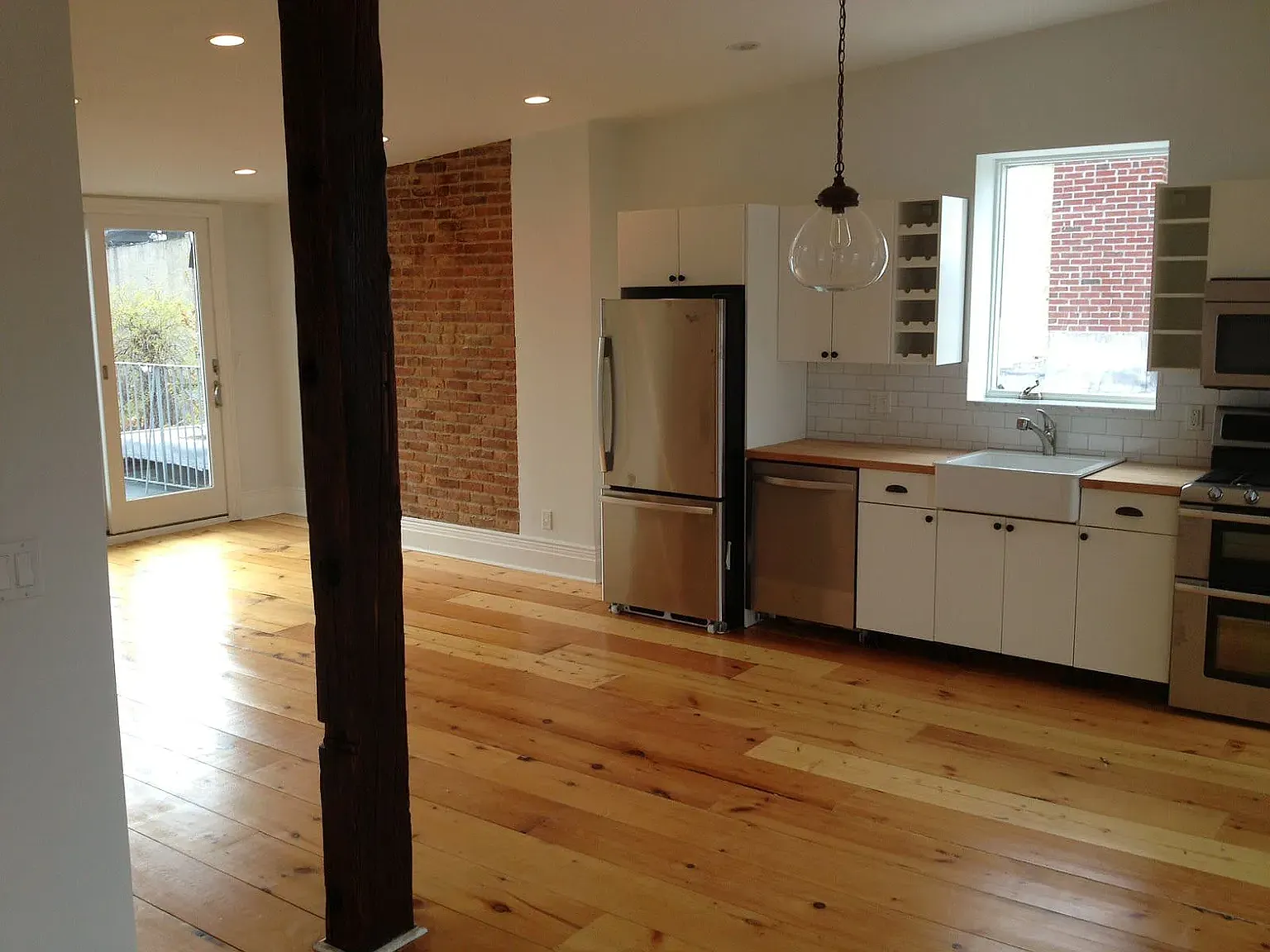 130 8th Street — Photo 1