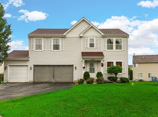 13051 Bucksburn Ct, Beach Park, IL 60083