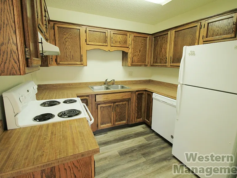 1217 Yellowstone Ave — Photo 4