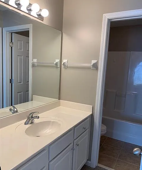 1433 Island Town Dr — Photo 16