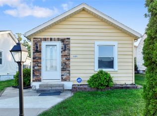 1121 20th Ave SW, Cedar Rapids, IA 52404