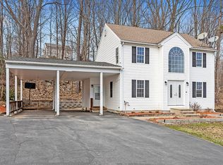 48 Bishop Rd, Fitchburg, MA 01420