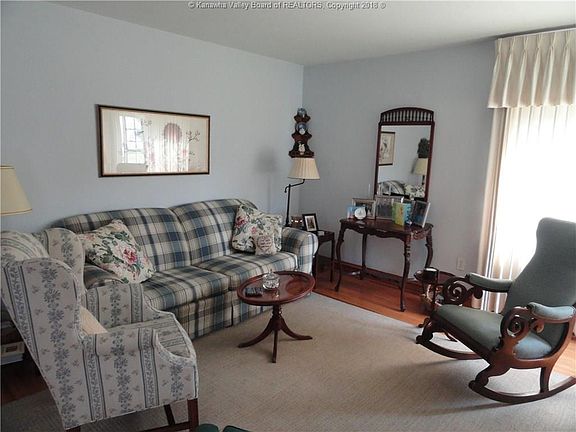 3rd image of 5508 Staunton Ave SE