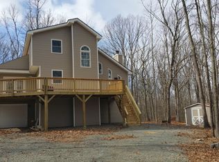 107 Sparrow Pl, Lackawaxen, PA 18435