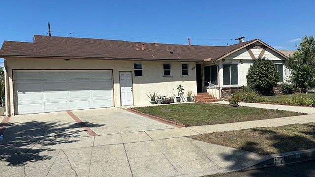 1st image of 7019 Nagle Ave