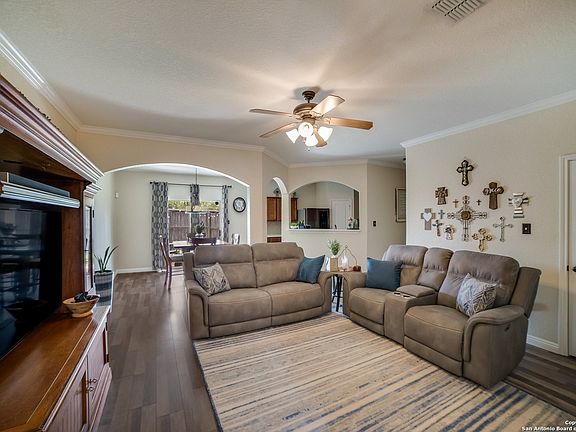 3rd image of 26830 VILLA TOSCANA