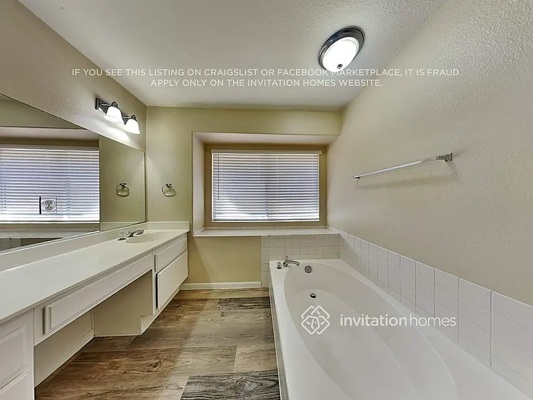 7368 Atwood Ave — Photo 23