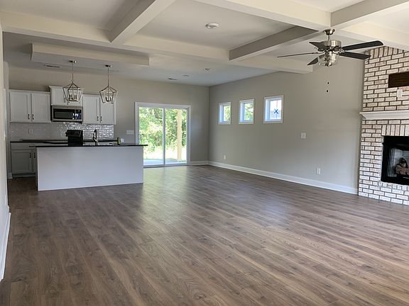 4th image of 117 Sango Dr