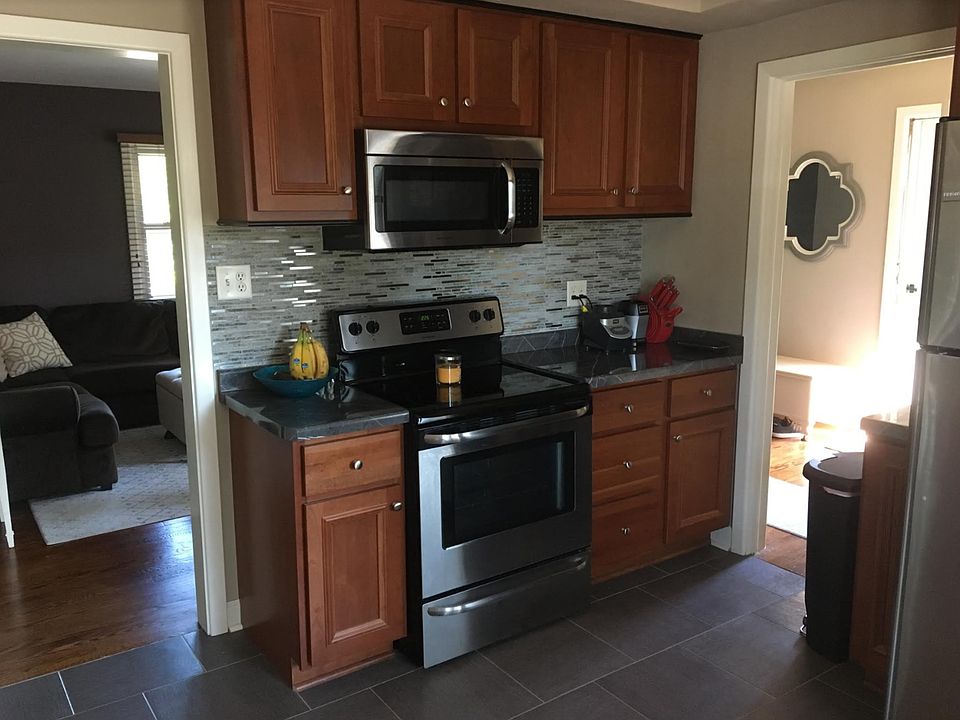 1st image of 2057-59 Ludington Ave