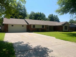 1413 Westwood Rd, Enid, OK 73703