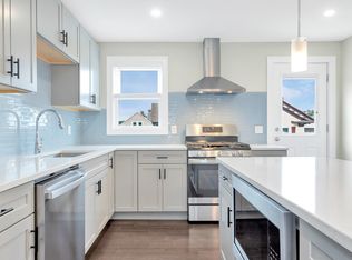 75 Lexington St #B, Waltham, MA 02452