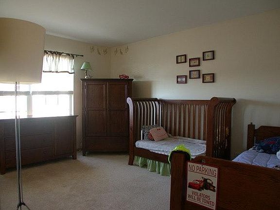 5th image of 1584 W Turtle Creek Ln