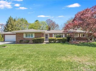 538 Lakeside Blvd W, Waterbury, CT 06708