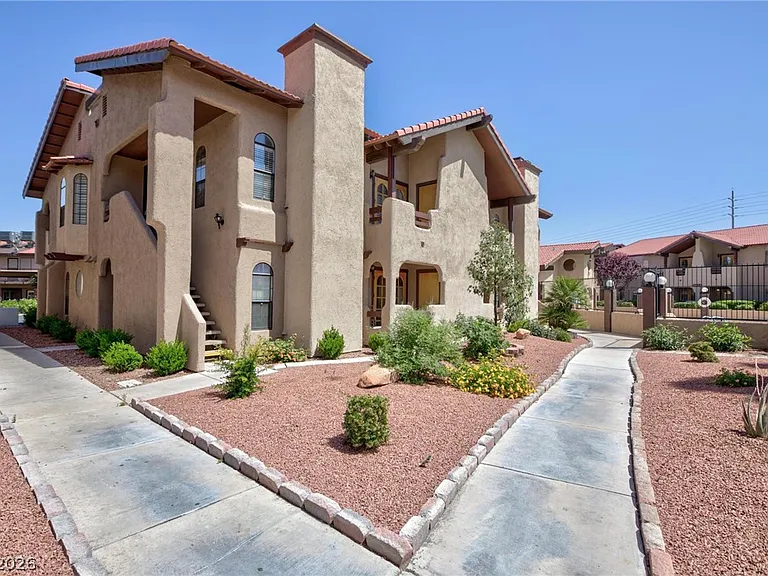 4069 Nook Way #D — Photo 2