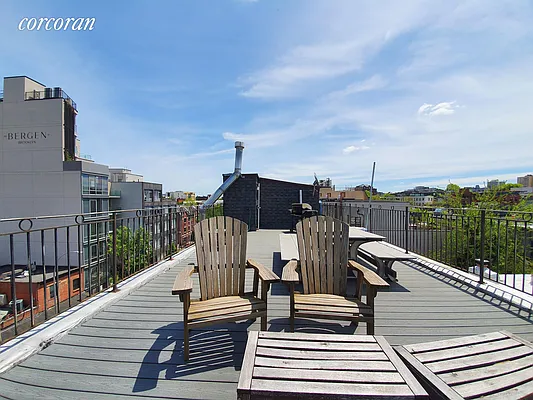 Rented by Corcoran | media 21