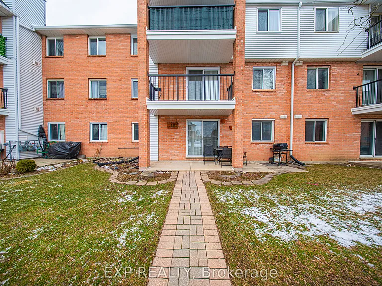 1096 Jalna Blvd #28 — Photo 2