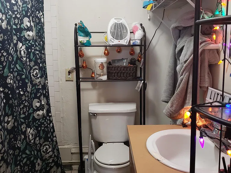 4112 Spruce St #8 — Photo 4