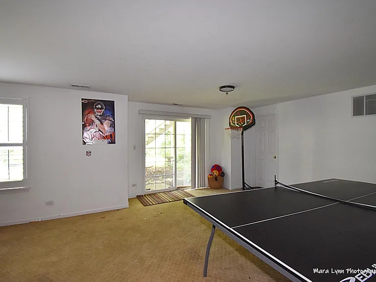 718 Viewpointe Dr — Photo 17
