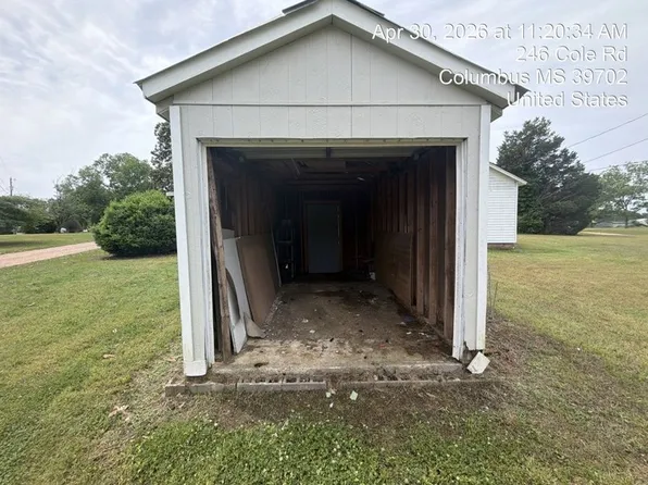 246 Cole Rd, Columbus, MS 39702