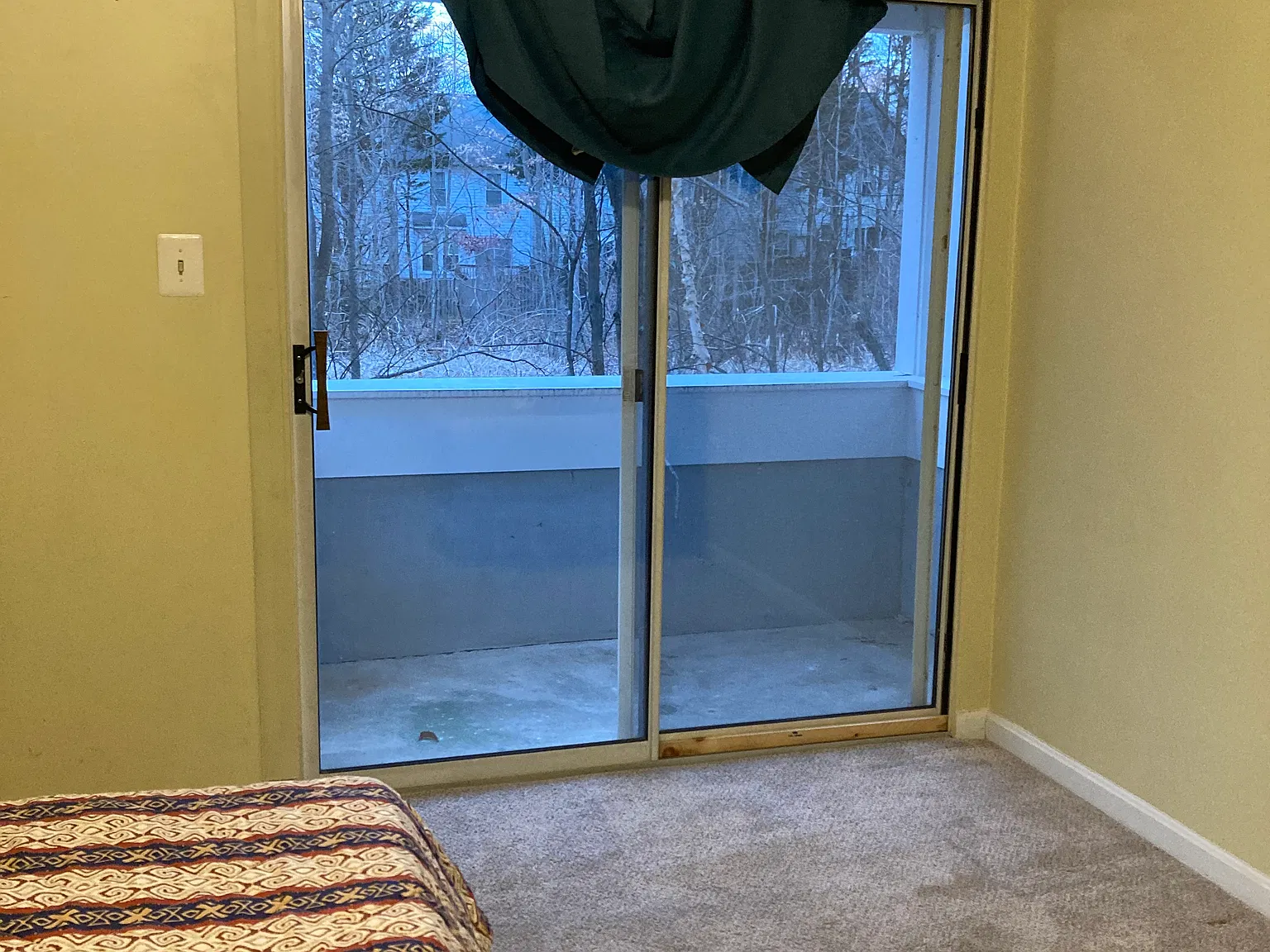 1 bed, 1.5 bath, 983 sqft, $1,200 — Photo 4