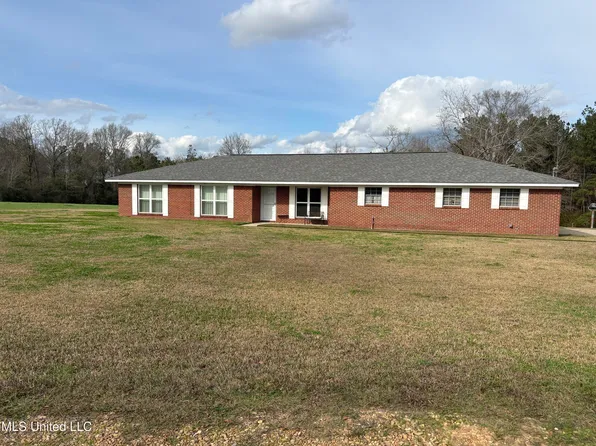299 Bismark Rd, Jayess, MS 39641