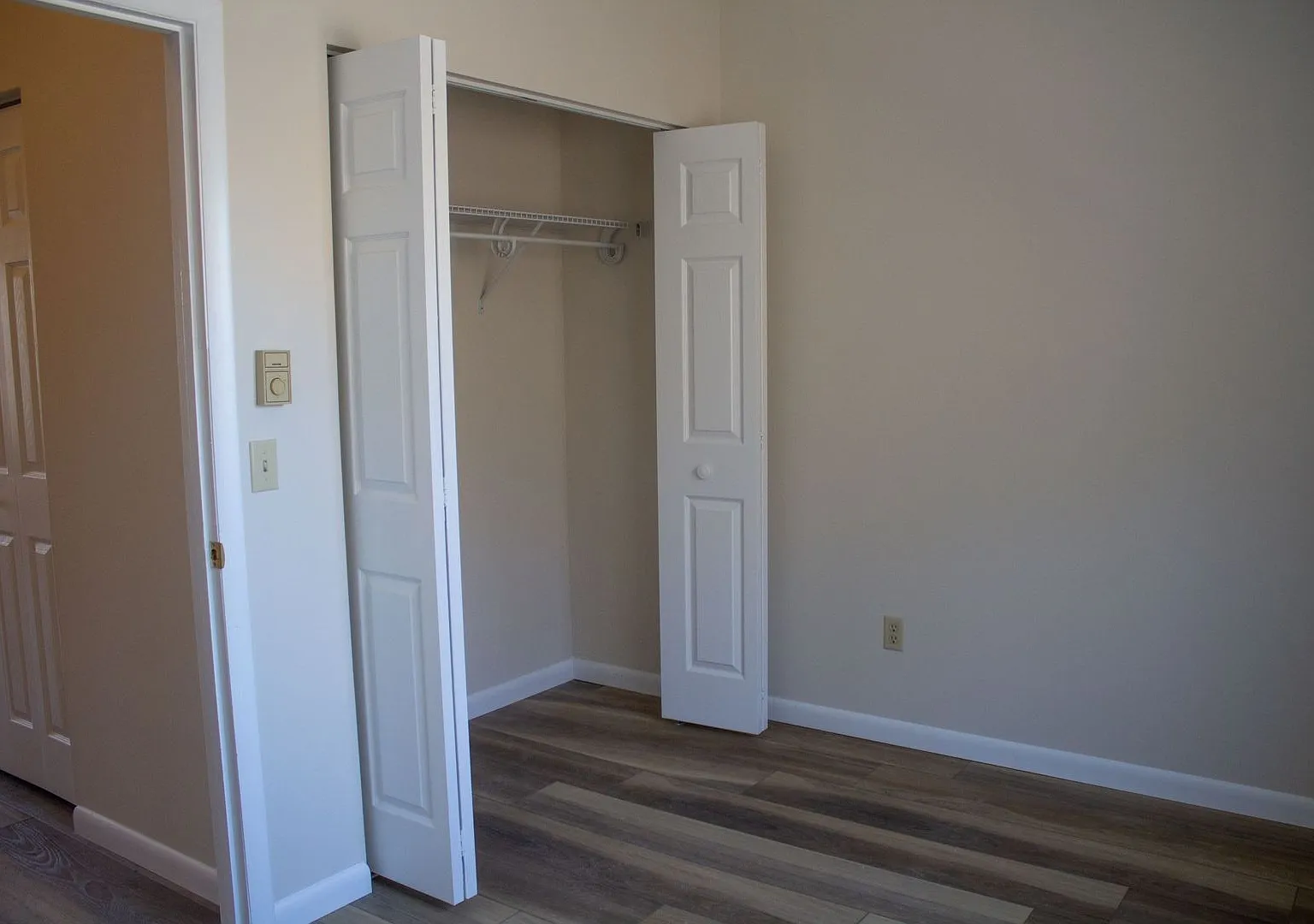 Forest Edge Townhomes- 1 month Rent Free! — Photo 4
