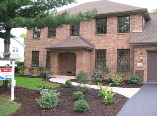 1244 Redfield Rd, Naperville, IL 60563