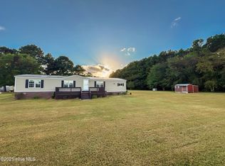 994 Test Farm Rd, Wallace, NC 28466