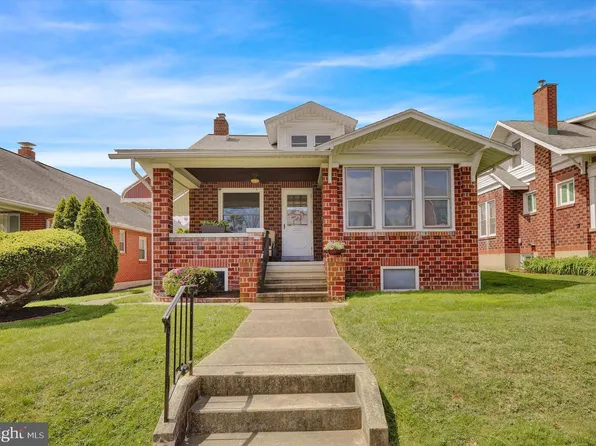 106 N Waverly St, Shillington, PA 19607