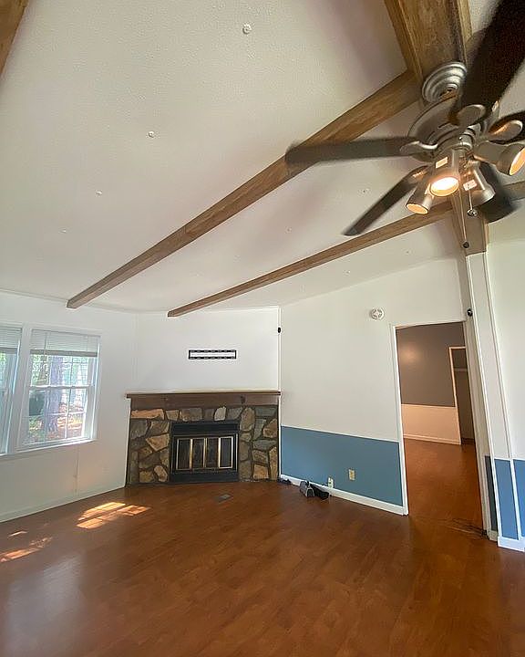 1st image of 300 Grapevine Rd